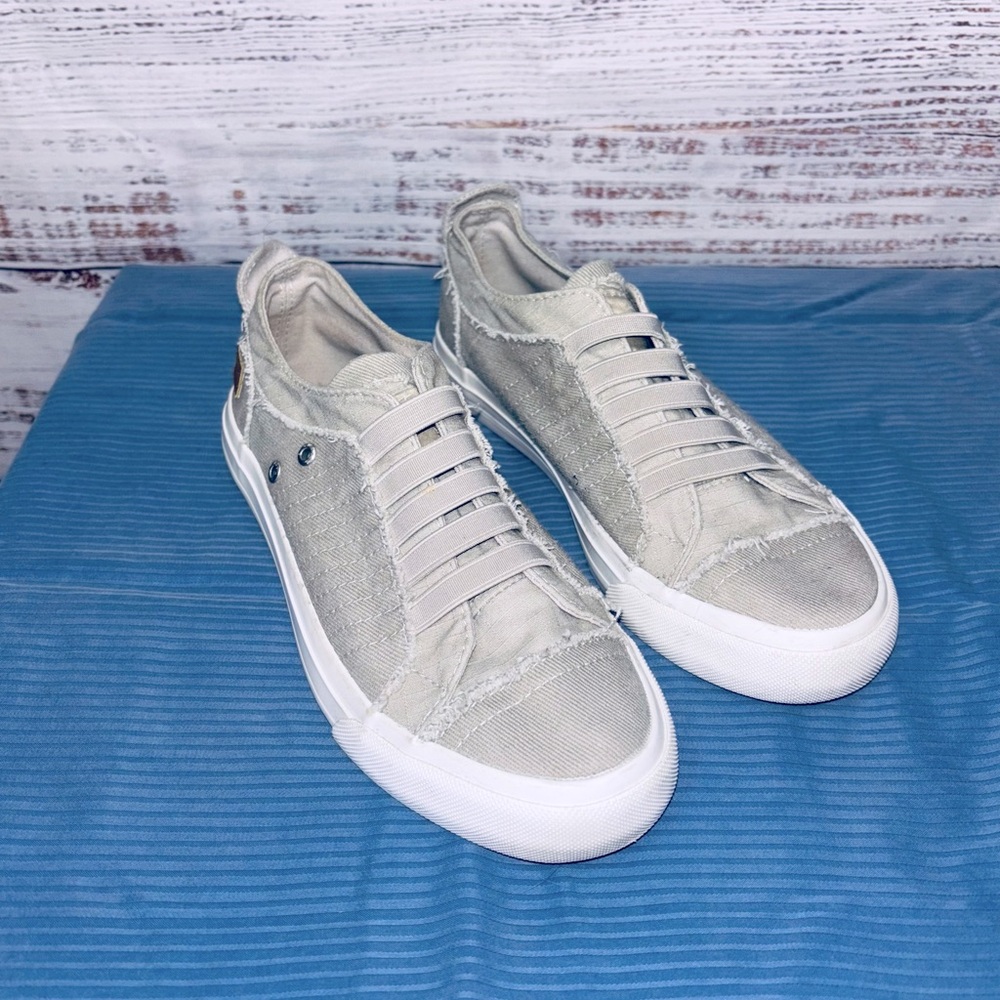 Blowfish Malibu Sneakers Sz 6